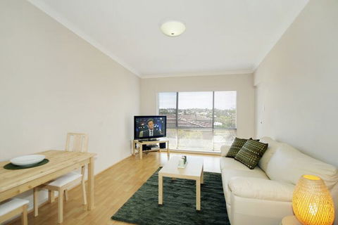 Acacia Holiday Or Business Stay Accommodation - eAccommodation 3