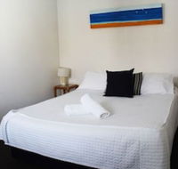 Ocean Side Hawks Nest - eAccommodation