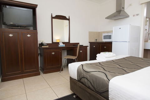A-line Motel - eAccommodation 4