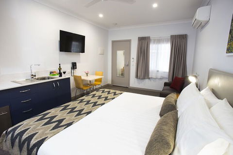 Altitude Motel Apartments - eAccommodation 3