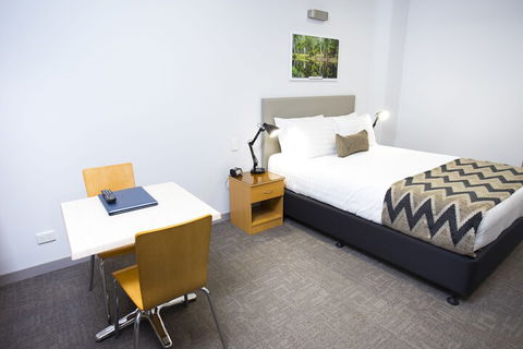 Altitude Motel Apartments - eAccommodation 7