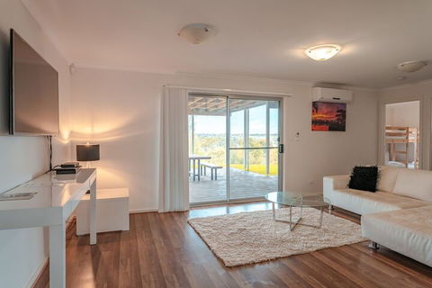 Aruma River Resort - eAccommodation 5