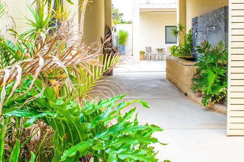 Atlantic West Beach Apartments - eAccommodation 1