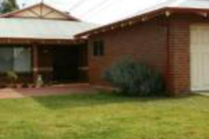 Applecross WA eAccommodation