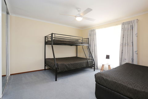 Moonta Bay Accommodation - eAccommodation 3