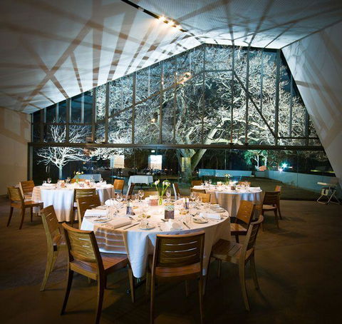 Peppermint Bay - Bar, Dining And Terrace - eAccommodation 2