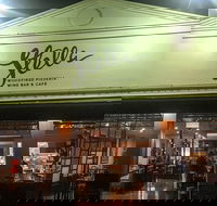 Stella Bendigo - Woodfired Pizzeria Wine Bar  Cafe - eAccommodation