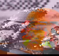 The Sporting Globe Fountain Gate - eAccommodation