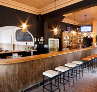 The Bridge Hotel - eAccommodation