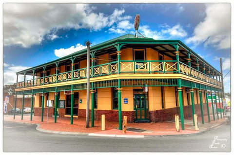 Austral Hotel - Restaurant - eAccommodation 0