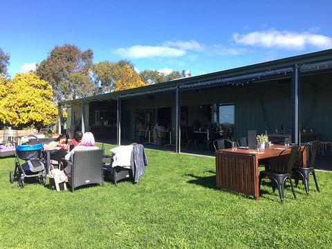 Avon Ridge - eAccommodation 0