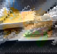 Cafe L'Attitude - eAccommodation