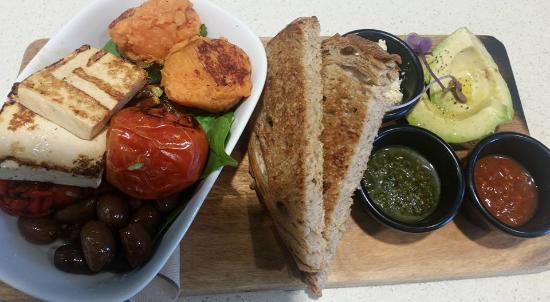 Erina NSW eAccommodation