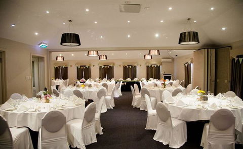 Annie's Provedore - eAccommodation 17