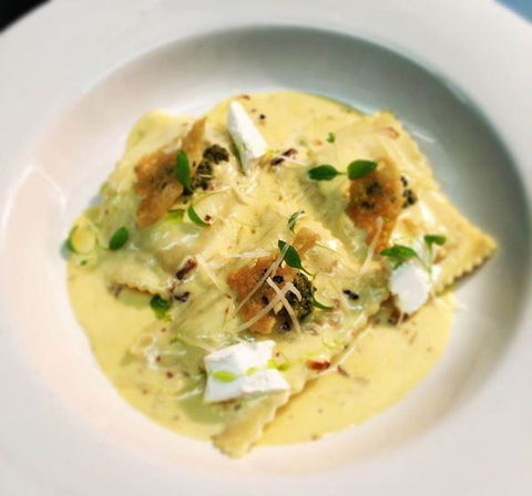 Annie's Provedore - eAccommodation 7