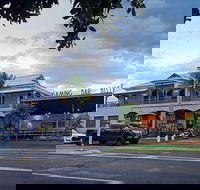 Commercial Hotel Redbank - eAccommodation