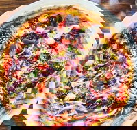 Pizza E Vino - eAccommodation