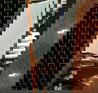 Shake a Leg Junior - eAccommodation