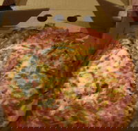 Charlie's Pizzeria - eAccommodation