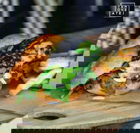 Ten One Ate - eAccommodation