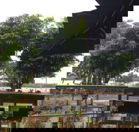 Take 5 by the river - eAccommodation