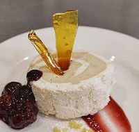 Secrets on the Lake - eAccommodation