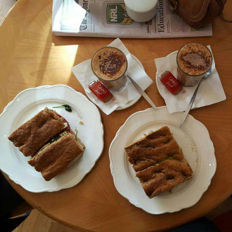 Splendid Sandwiches - eAccommodation 0
