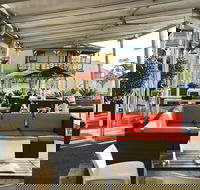 Tradewinds Hotel - Bar and Bistro - eAccommodation