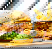 Vince  Me - eAccommodation