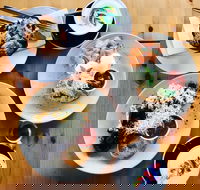 Piggy Back Cafe - eAccommodation