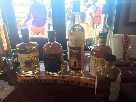 Bruny Island Smokehouse & Wine Bar - eAccommodation 0