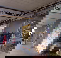 Castello's Foresters Arms Hotel - eAccommodation