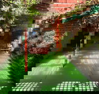 Bin 3 Cafe - eAccommodation