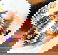 Carriage Cafe - eAccommodation