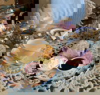 Czeg's Cafe - eAccommodation