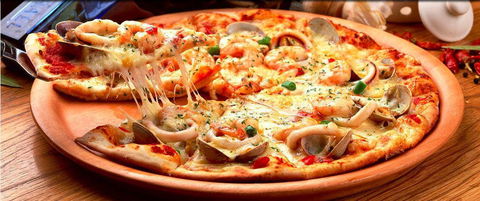 Monte Carlo Pizza - eAccommodation 0