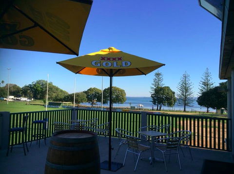 Straddie Sharks All Sports Club - eAccommodation 0