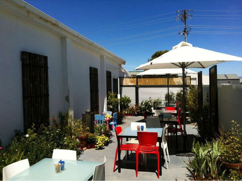 Mahalia Coffee House - eAccommodation 0