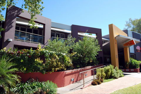 Red Ochre Grill Restaurant - eAccommodation 2