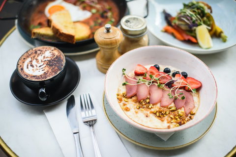 Birds Of A Feather - eAccommodation 0