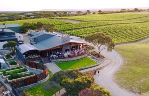 The Line & Label Restaurant - eAccommodation 1