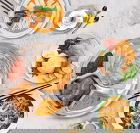 DJ's Diner - eAccommodation