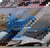 Happy Days Diner - eAccommodation