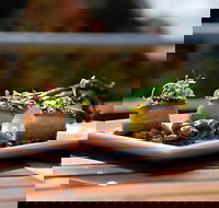 Avocados Bar and Cafe - eAccommodation