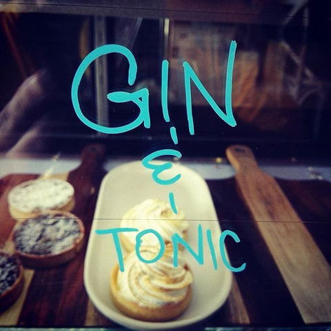 F5 Coffee Co - eAccommodation 0