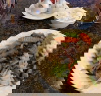 Lorenzo's Cafe  Pizzeria