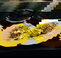 Hana Japanese Sushi Restaurant - eAccommodation