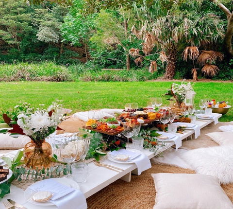 Picnic By The Sea - eAccommodation 2