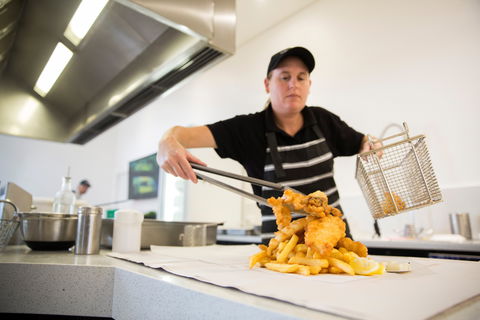 The Fresh Fish Place Fish Market & Café - eAccommodation 1