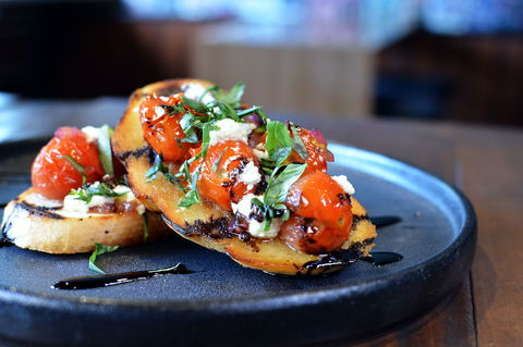 Alchemy Bar And Restaurant - eAccommodation 0